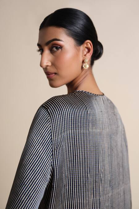 Grassroot By Anita Dongre_Gray Modal, Satin Round Neck Striped Kurta And Pant Set _at_Aza_Fashions