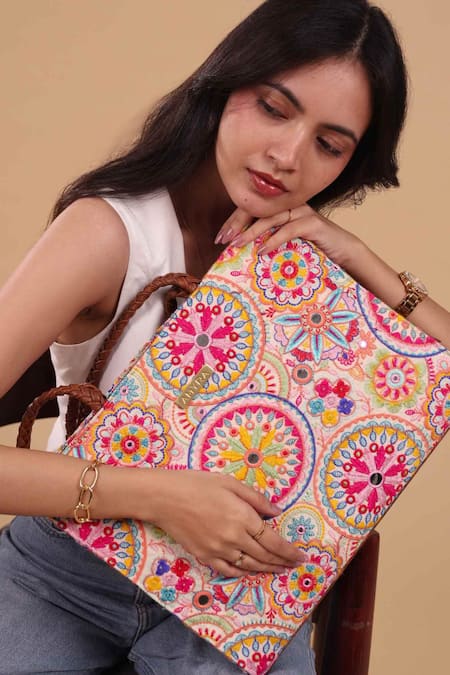 Amyra Multi Color Embroidery Multicolor Tote Bag at Aza Fashions Amyra_Multi Color Embroidery Multicolor Tote Bag _at_Aza_Fashions