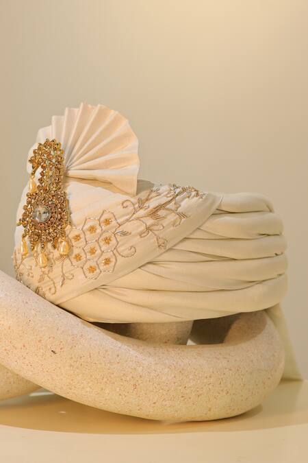 Buy_Hilo Design_Ivory Embroidery, Pearls Majesty Pagdi _Online_at_Aza_Fashions