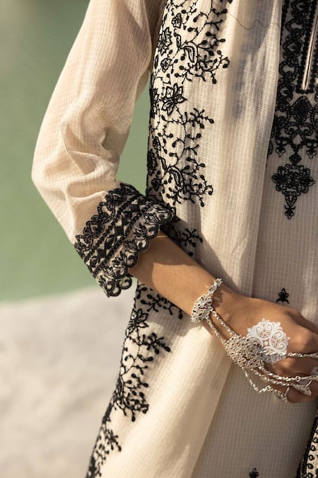 Buy Karaj Jaipur Off White Kota Doria, Cotton Embroidery Split Designer Kurta Set With Dupatta Online at Aza Fashions Buy_Karaj Jaipur_Off White Kota Doria, Cotton Embroidery Split Designer Kurta Set With Dupatta _Online_at_Aza_Fashions