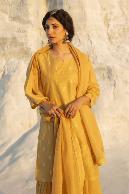 Buy Karaj Jaipur Mustard Chanderi, Cotton, Kota Doria Embroidery Round Neck Yellow Kurta Set Online at Aza Fashions Buy_Karaj Jaipur_Mustard Chanderi, Cotton, Kota Doria Embroidery Round Neck Yellow Kurta Set _Online_at_Aza_Fashions