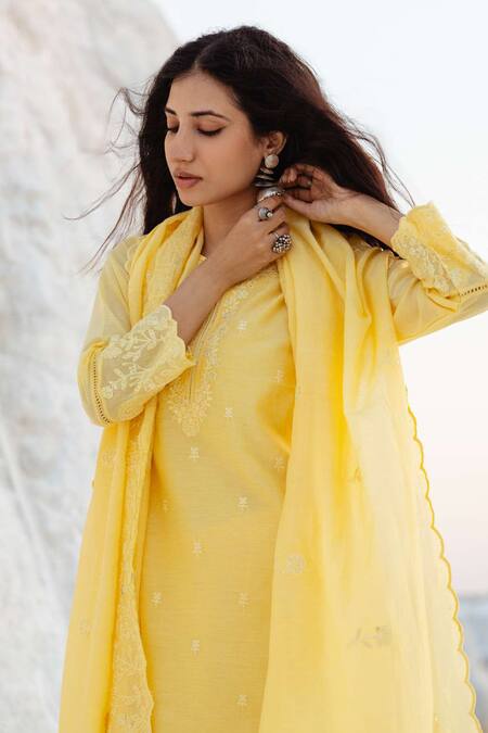 Karaj Jaipur_Yellow Chanderi, Cotton Embroidery Round Neck Light Kurta Set _at_Aza_Fashions