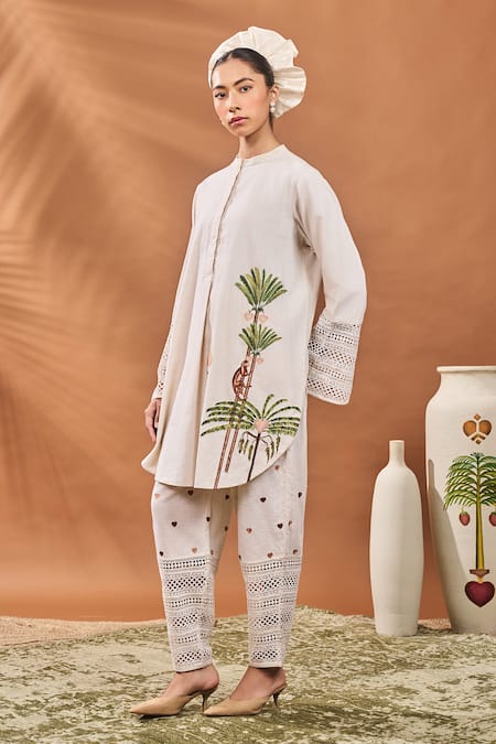 Buy Masaba Ivory Linen Embroidery Mandarin Collar Blooming Board Kurta Set Buy_Masaba_Ivory Linen Embroidery Mandarin Collar Blooming Board Kurta Set