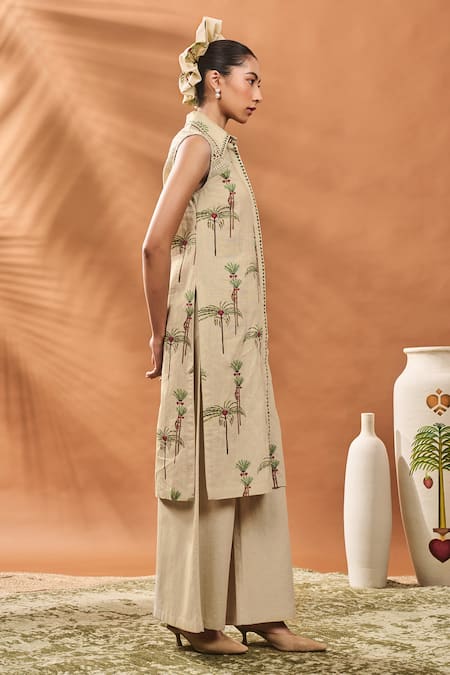 Shop_Masaba_Green Linen Embroidery Collared Sage Blooming Board Kurta Set _Online_at_Aza_Fashions