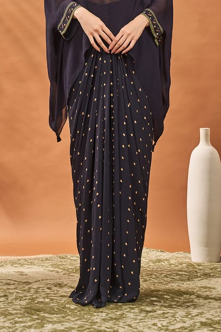 Shop_Masaba_Black Georgette, Crepe Sequins V-, Round Ace Of Clubs Fusion Kurta Set _Online_at_Aza_Fashions