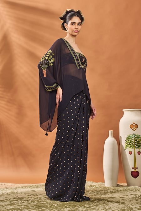 Buy_Masaba_Black Georgette, Crepe Sequins V-, Round Ace Of Clubs Fusion Kurta Set 