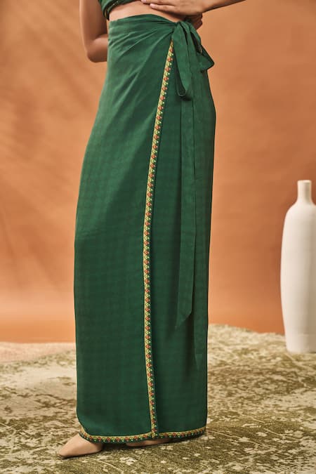 Masaba_Green Crepe, Silk V-neck Clover Checks Top And Skirt Set _at_Aza_Fashions