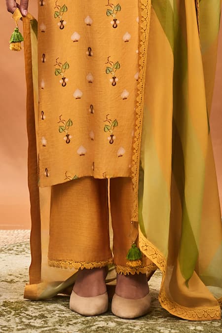 Buy_Masaba_Yellow Silk, Organza Embroidery V-neck Spades Blossom Kurta Set _Online_at_Aza_Fashions