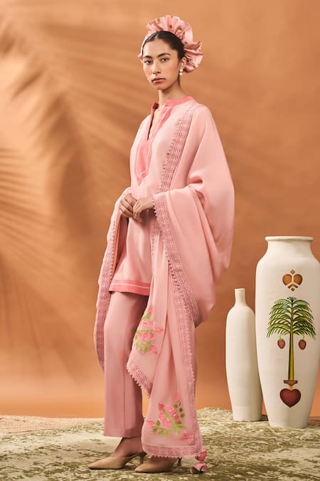 Buy_Masaba_Pink Chanderi, Organza Embroidery Split V-neck Kurta Set With Dupatta _Online_at_Aza_Fashions