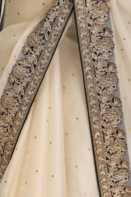 Buy_Mimamsaa_Ivory Organza, Silk Embroidery Round Neck Sarvani Saree And Blouse Set 