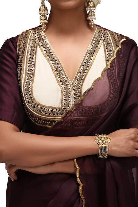 Mimamsaa_Maroon Organza, Silk Embroidery, Sequins, Metallic Mangalya Saree And Blouse Set _at_Aza_Fashions