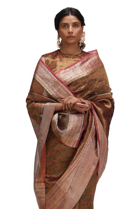 Buy_Mimamsaa_Green Tissue, Silk Round Neck Vikriti Saree Set _Online_at_Aza_Fashions