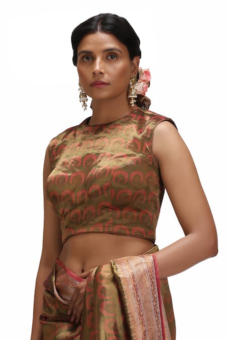 Mimamsaa_Green Tissue, Silk Round Neck Vikriti Saree Set _at_Aza_Fashions