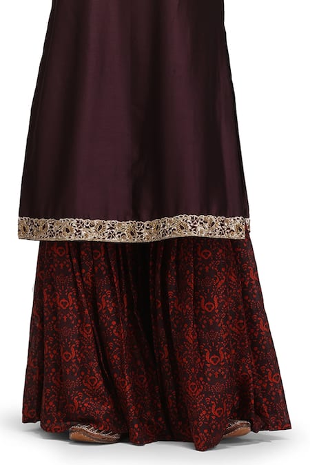 Mimamsaa_Maroon Muslin, Silk, Organza Embroidery Yashasvini Munga Kurta Set With Dupatta _at_Aza_Fashions