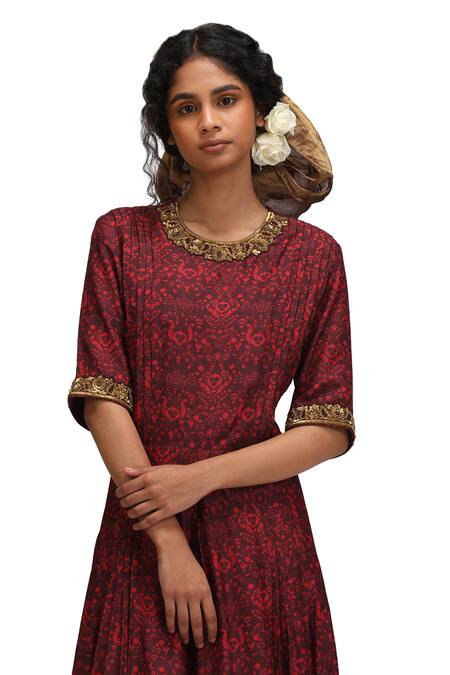 Mimamsaa_Maroon Embroidery Round Neck Pushti Jumpsuit _Online_at_Aza_Fashions