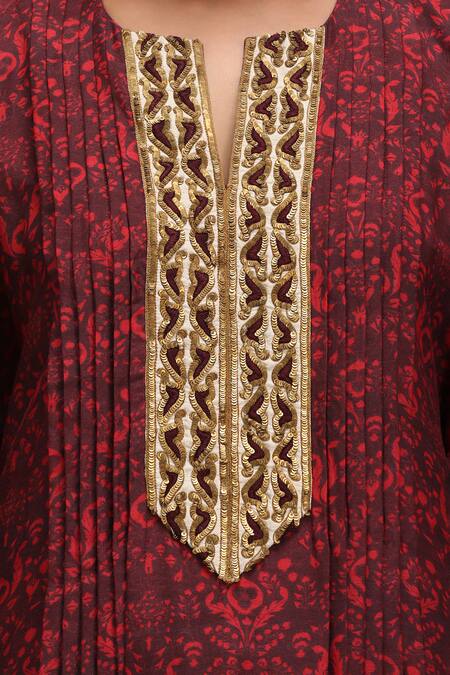 Buy_Mimamsaa_Maroon Embroidery Split V-neck Tushti Munga Silk Kaftan Set 