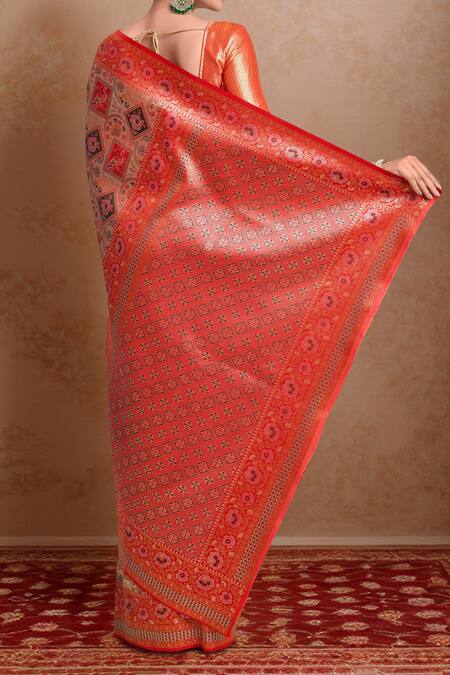 Shop Samyukta Singhania Red Silk Round Neck Woven Zari Saree Set at Aza Fashions Shop_Samyukta Singhania_Red Silk Round Neck Woven Zari Saree Set_at_Aza_Fashions