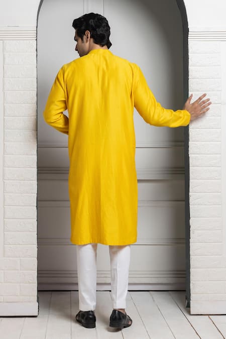 Smriti By Anju Agarwal Embroidered Yellow Chanderi Kurta Set 