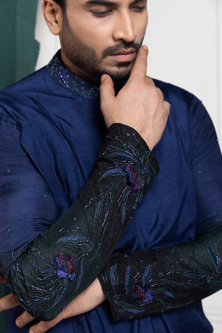 Smriti By Anju Agarwal Embroidered Blue Linen Satin Kurta