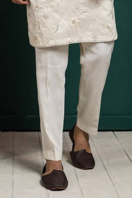 Smriti By Anju Agarwal White Chanderi, Cotton Embroidery Kurta Set at Aza Fashions Smriti By Anju Agarwal_White Chanderi, Cotton Embroidery Kurta Set _at_Aza_Fashions