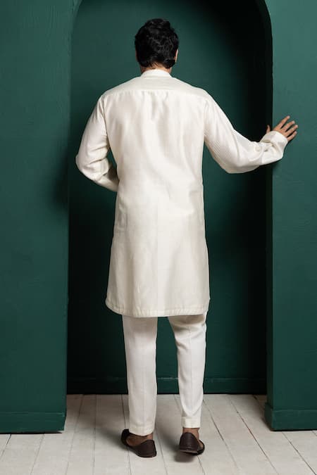 Smriti By Anju Agarwal Embroidered Chanderi Kurta Set