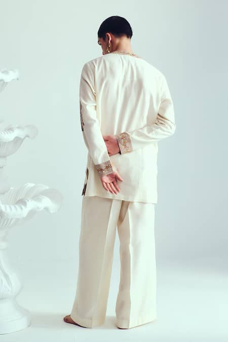 Shop_Wabi Sabi By Anshum-Ritesh_Ivory Chanderi Embroidery Kurta Set _at_Aza_Fashions