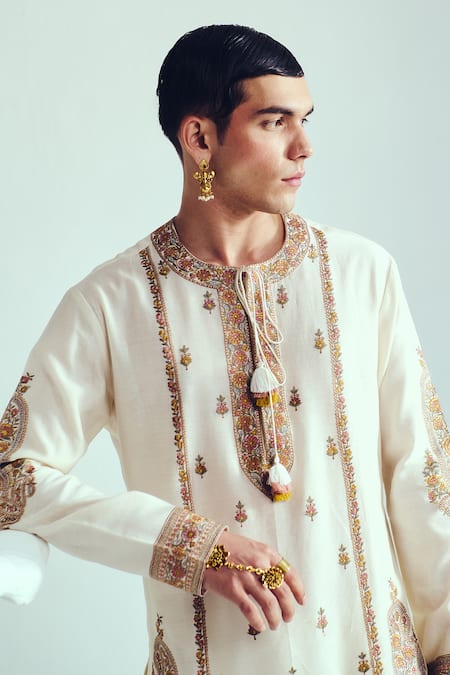 Buy_Wabi Sabi By Anshum-Ritesh_Ivory Chanderi Embroidery Kurta Set 