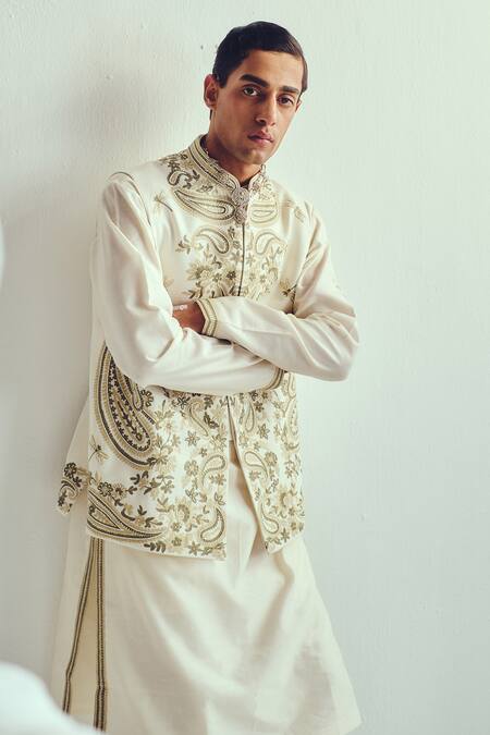 Shop_Wabi Sabi By Anshum-Ritesh_Ivory Chanderi Embroidery Kurta Set With Bundi _Online_at_Aza_Fashions