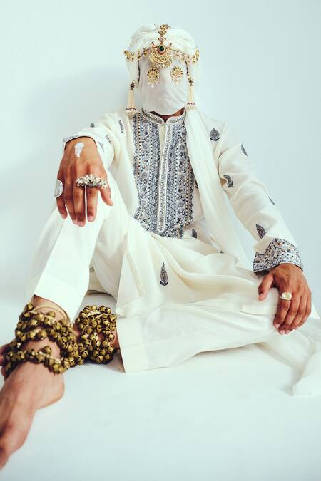 Shop_Wabi Sabi By Anshum-Ritesh_Ivory Chanderi Embroidery Kurta Set 