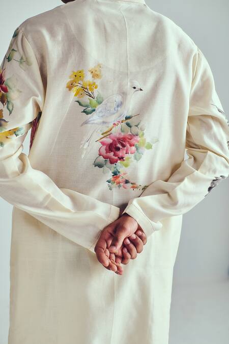 Buy_Wabi Sabi By Anshum-Ritesh_Ivory Chanderi Embroidery Floral Kurta Set _Online_at_Aza_Fashions