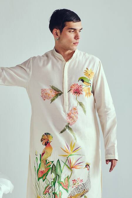 Buy_Wabi Sabi By Anshum-Ritesh_Ivory Chanderi Crowned Crane Hand Painted Kurta Set _Online_at_Aza_Fashions