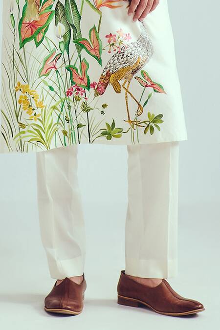 Wabi Sabi By Anshum-Ritesh_Ivory Chanderi Crowned Crane Hand Painted Kurta Set _at_Aza_Fashions
