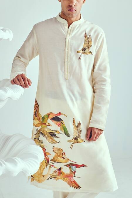 Shop Wabi Sabi By Anshum-Ritesh Ivory Chanderi Kurta Set With Hand Paint Online at Aza Fashions Shop_Wabi Sabi By Anshum-Ritesh_Ivory Chanderi Kurta Set With Hand Paint _Online_at_Aza_Fashions