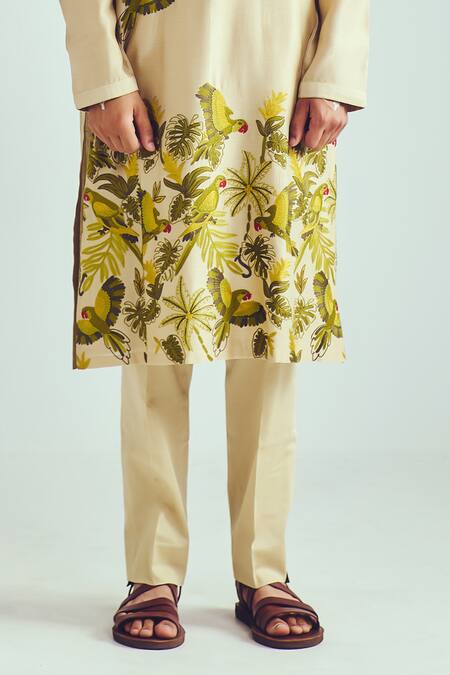 Buy_Wabi Sabi By Anshum-Ritesh_Beige Chanderi Embroidery Aari Kurta Set _Online_at_Aza_Fashions