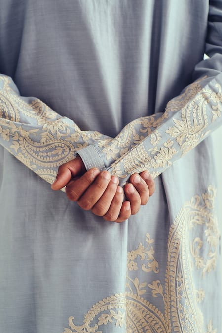 Wabi Sabi By Anshum-Ritesh_Blue Chanderi Embroidery Powder Kurta Set _Online_at_Aza_Fashions