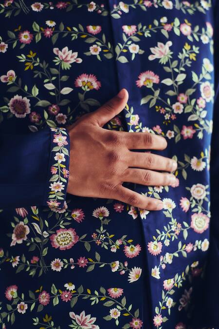 Shop Wabi Sabi By Anshum-Ritesh Navy Chanderi Embroidery Indigo Kurta Set With Bundi Online at Aza Fashions Shop_Wabi Sabi By Anshum-Ritesh_Navy Chanderi Embroidery Indigo Kurta Set With Bundi _Online_at_Aza_Fashions