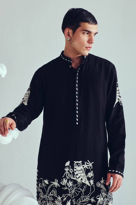 Shop_Wabi Sabi By Anshum-Ritesh_Black Chanderi Embroidery Aari Kurta Set _Online_at_Aza_Fashions