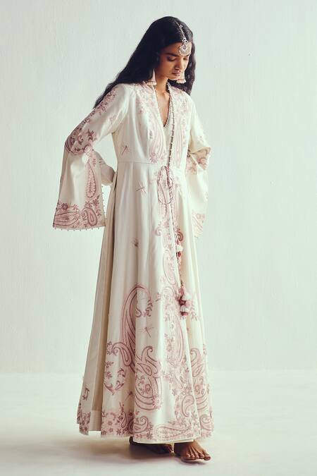 Wabi Sabi By Anshum-Ritesh_Ivory Chanderi Pearls Round Neck, Aari Embroidered Anarkali Set _at_Aza_Fashions