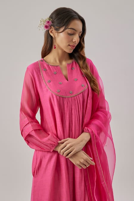 Shop Cupid Cotton Pink Silk, Organza, Embroidery V-neck Kurta Set Online at Aza Fashions Shop_Cupid Cotton_Pink Silk, Organza, Embroidery V-neck Kurta Set _Online_at_Aza_Fashions