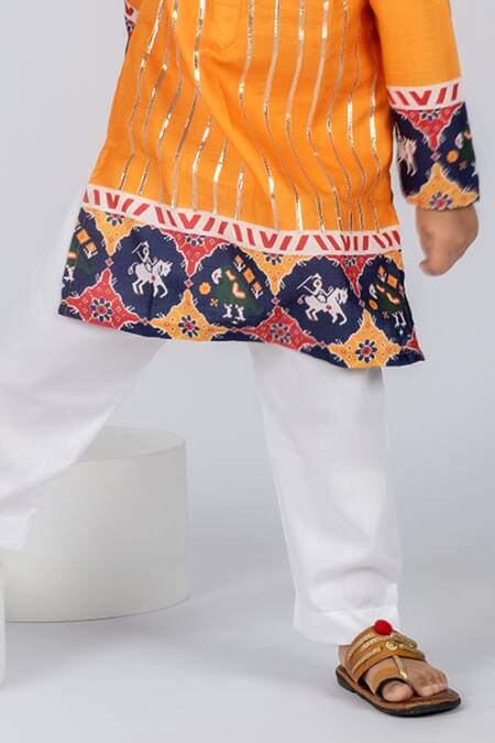 Vivedkids Yellow Cotton Designer Patola Kurta Set Online at Aza Fashions Vivedkids_Yellow Cotton Designer Patola Kurta Set _Online_at_Aza_Fashions