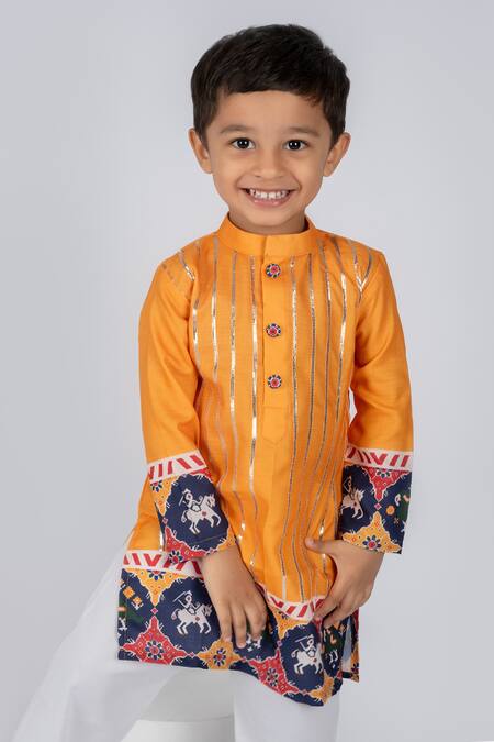 Buy Vivedkids Yellow Cotton Designer Patola Kurta Set Online at Aza Fashions Buy_Vivedkids_Yellow Cotton Designer Patola Kurta Set _Online_at_Aza_Fashions