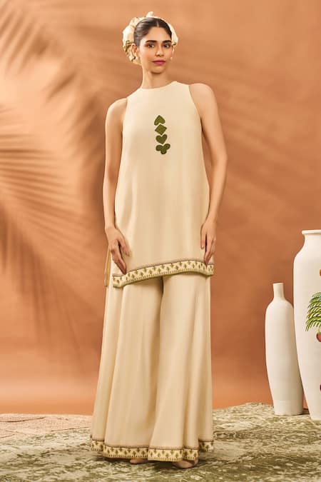 Shop_Masaba_Cream Silk, Organza Embroidery Round Neck Ivory Wildscape Printed Kurta Set _Online_at_Aza_Fashions