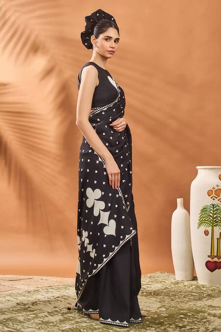 Shop Masaba Black , Chanderi Round Neck Printed Raw Saree Set Online at Aza Fashions Shop_Masaba_Black , Chanderi Round Neck Printed Raw Saree Set _Online_at_Aza_Fashions