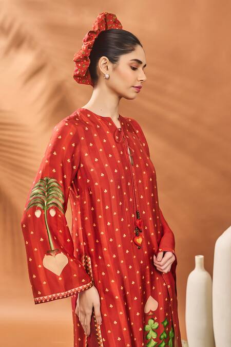 Buy_Masaba_Rust Silk, Organza Embroidery Round Neck Striped Kurta Set 