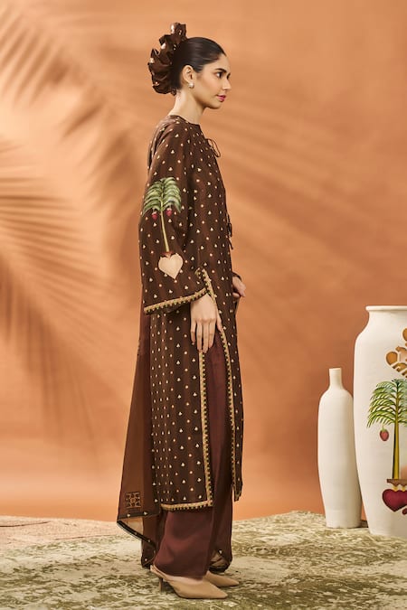 Buy Masaba Brown Silk, Organza Embroidery Round Neck Striped Raw Kurta Set Online at Aza Fashions Buy_Masaba_Brown Silk, Organza Embroidery Round Neck Striped Raw Kurta Set _Online_at_Aza_Fashions