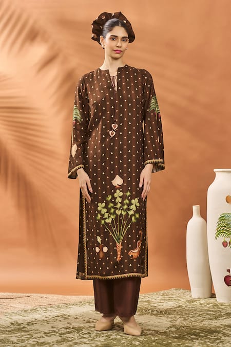 Shop Masaba Brown Silk, Organza Embroidery Round Neck Striped Raw Kurta Set Online at Aza Fashions Shop_Masaba_Brown Silk, Organza Embroidery Round Neck Striped Raw Kurta Set _Online_at_Aza_Fashions