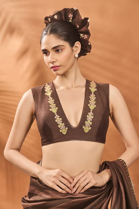 Buy Masaba Brown Chanderi Embroidery V-neck Mocha Mosaic Saree Set Buy_Masaba_Brown Chanderi Embroidery V-neck Mocha Mosaic Saree Set