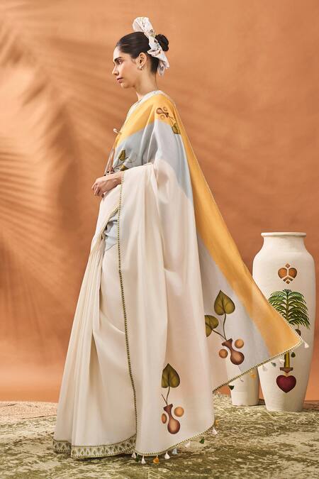 Masaba Ivory Chanderi Tassels V-neck Stripe Garden Grid Saree Set Online at Aza Fashions Masaba_Ivory Chanderi Tassels V-neck Stripe Garden Grid Saree Set _Online_at_Aza_Fashions