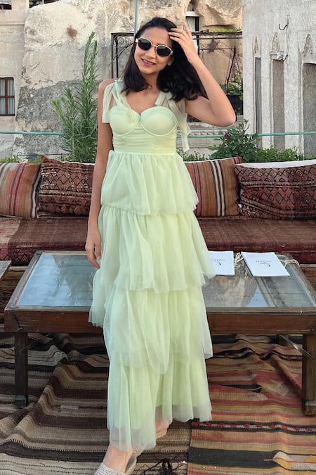 Buy_B'Infinite_Green Net Sweetheart Neck Tiered Maxi Dress 