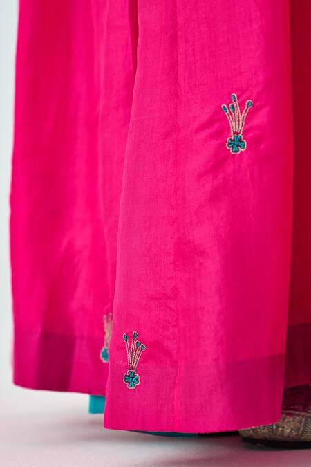 Buy Janki India Pink Dupion, Silk, Organza Embroidery V-neck Kurta Set Buy_Janki India_Pink Dupion, Silk, Organza Embroidery V-neck Kurta Set